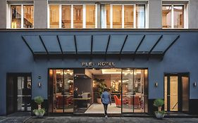 Pley Hotel